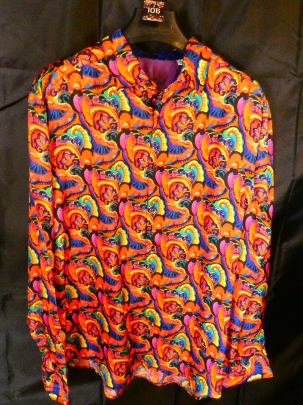 Robert Graham Limited Edition